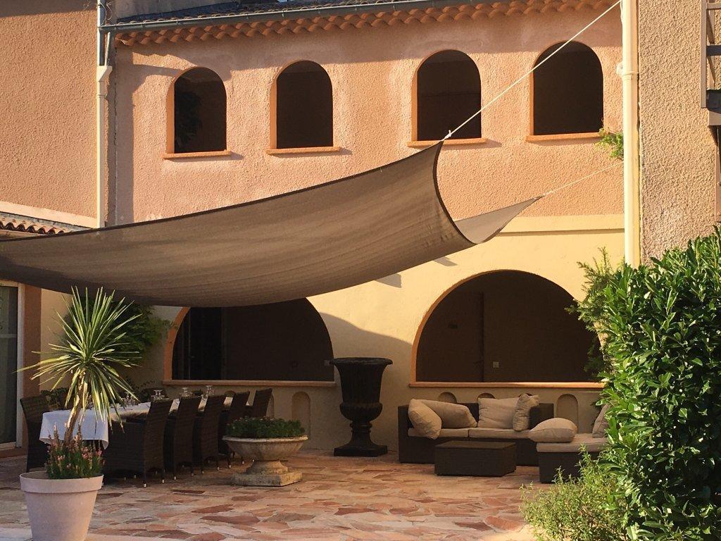 Logis Hostellerie De L'Abbaye Льо Тороне Екстериор снимка